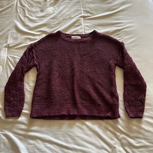 Maroon knitted long sleeve sweater